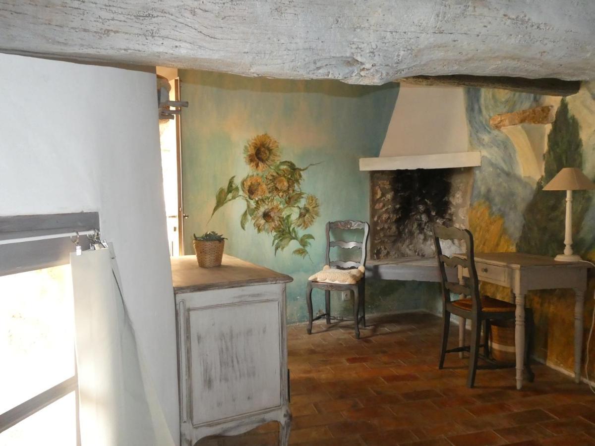 Le Jas Des Aiguiers Hotel Saint-Saturnin-d'Apt Buitenkant foto
