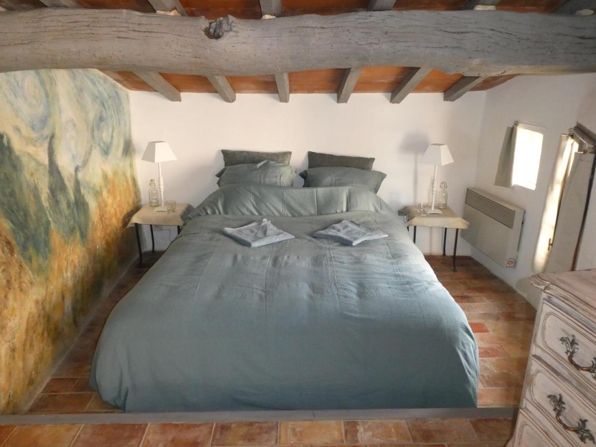 Le Jas Des Aiguiers Hotel Saint-Saturnin-d'Apt Buitenkant foto
